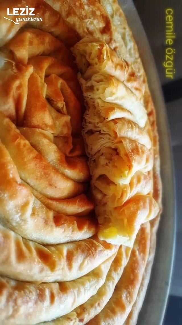 Hazır Yufkadan Patatesli Börek
