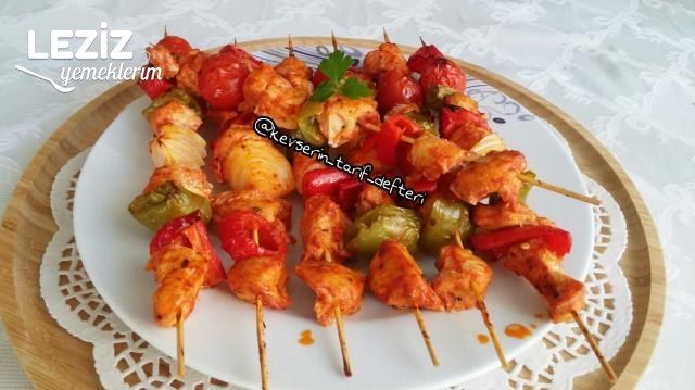 Fırında Nefis Tavuk Çöp Şiş Tarifi
