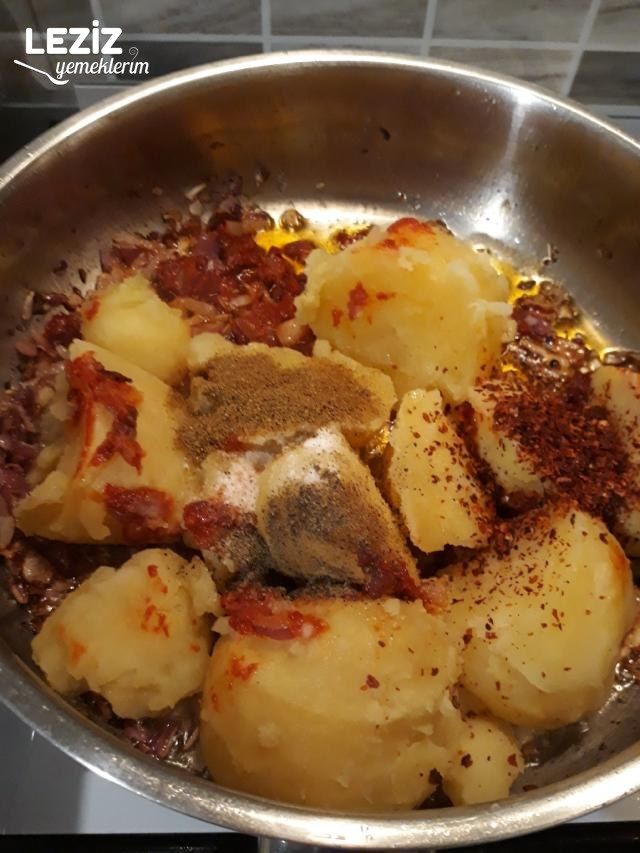 Sirkeli Patatesli Börek