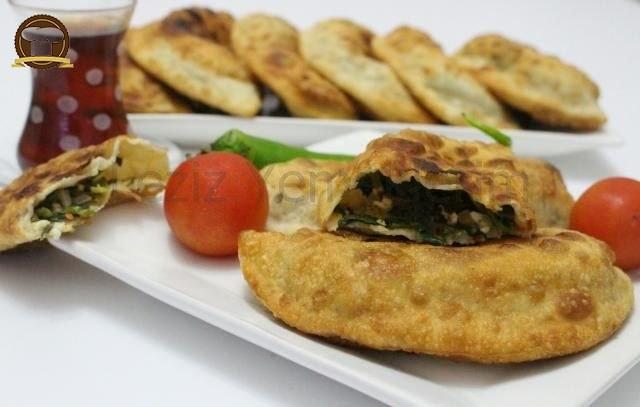 Ispanaklı Çi Börek