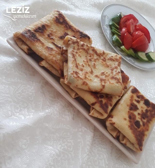 Sucuklu Kaşarlı Krep Bohçası