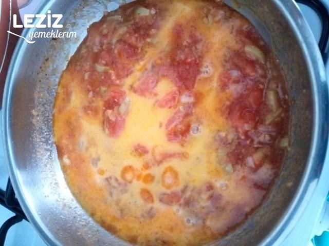 Soğanlı Menemen Tarifi
