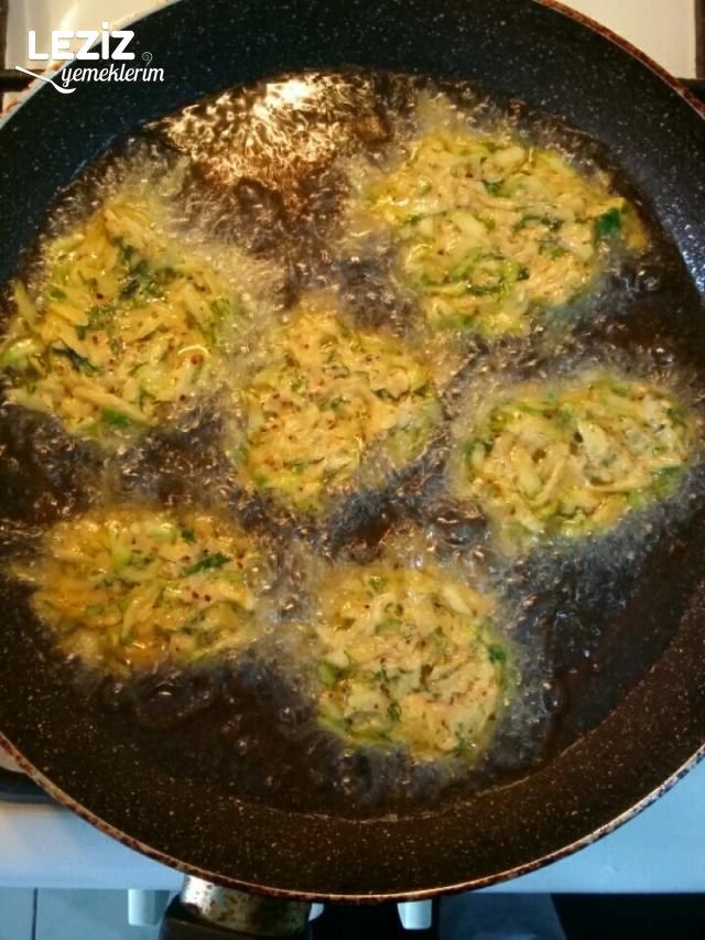Kabaklı Ve Patatesli Mücver