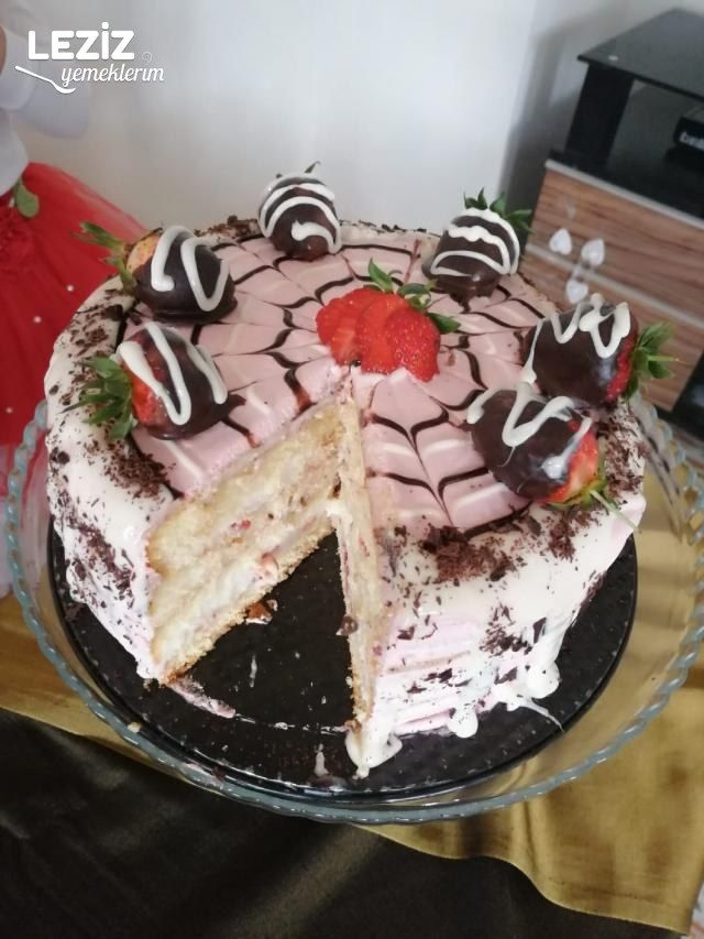 Masal Rüyası Doğum Günü Pastası