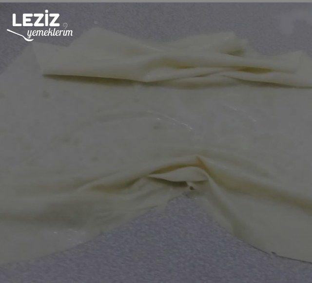 Midye Börek (Hazır Yufkadan)