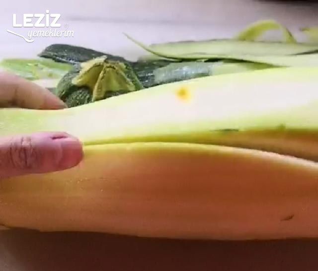 Zeytinyağlı Yoğurtlu Kabak