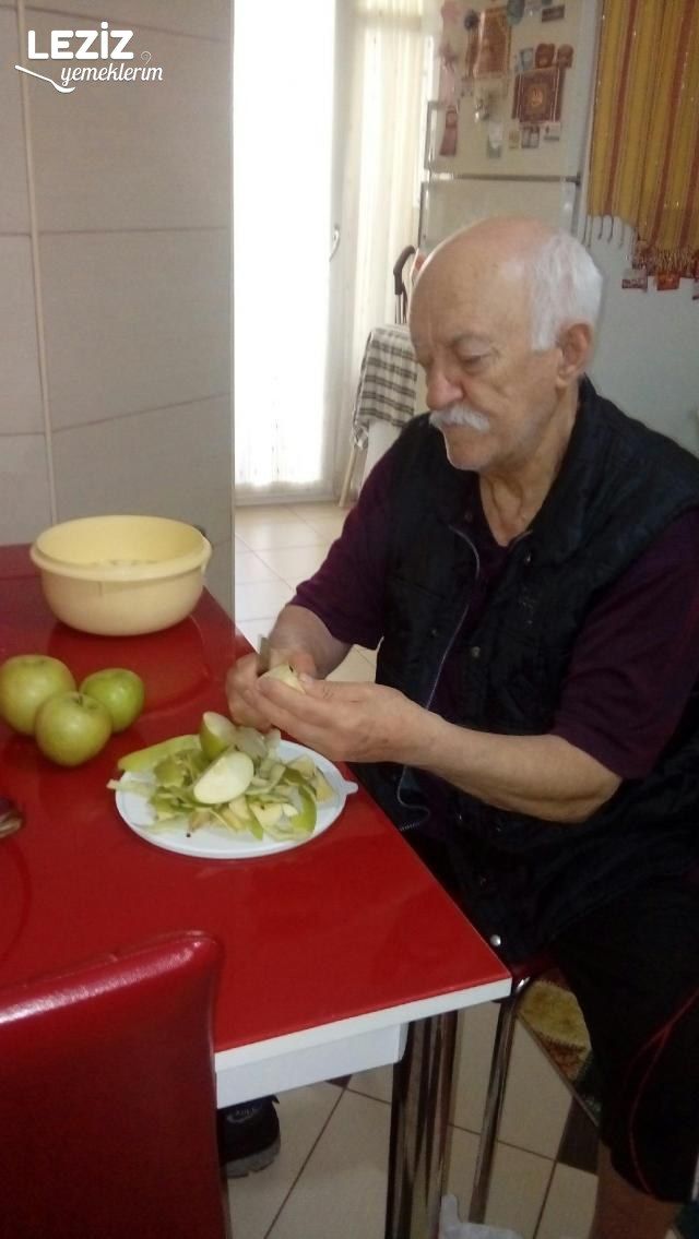 Elma Reçeli Tarifi