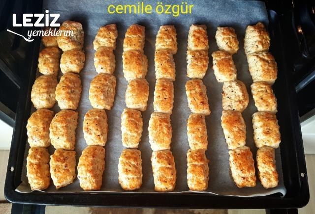 Kaşar Peynirli Kuru Pasta