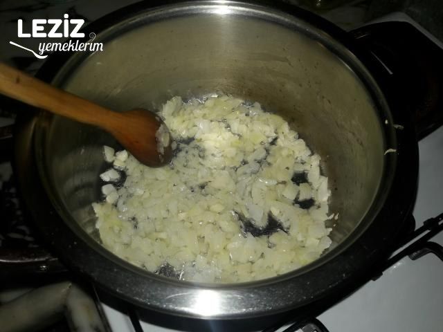Etli Patates Yemeği Nasıl Yapılır
