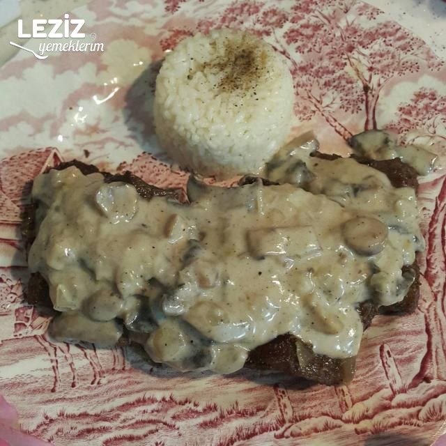 Kremalı Mantar Soslu Biftek