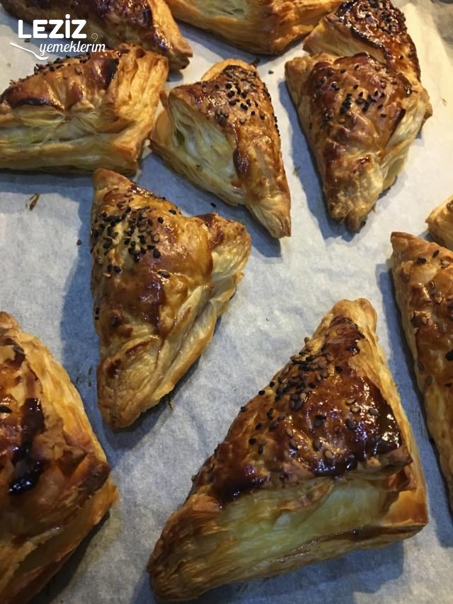 Sosisli Milföy Börek Tarifi, Nasıl Yapılır