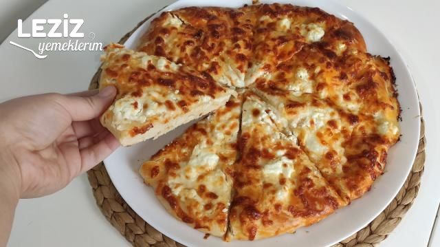 Kahvaltılık Peynirli Pide (Videolu)