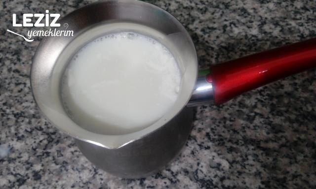 Sütlü Kahve Nasıl Yapılır