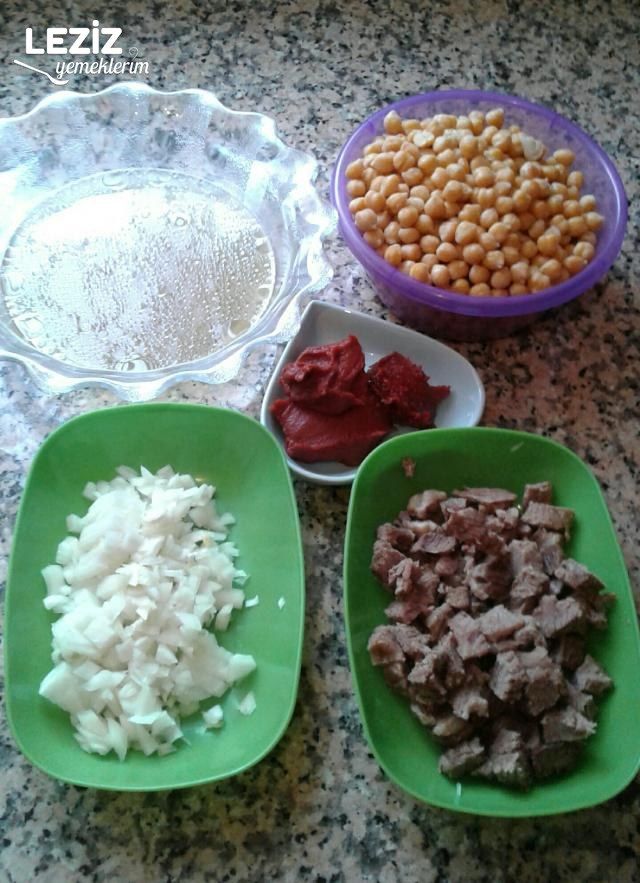 Kuşbaşı Etli Nohut Tarifi