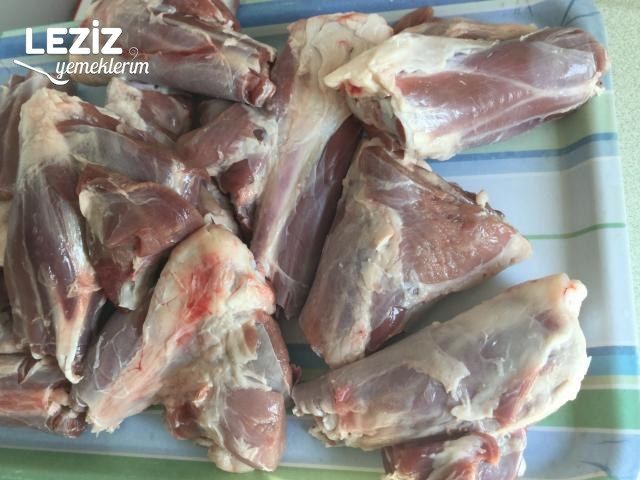 Fırında Kuzu İncik Tarifi