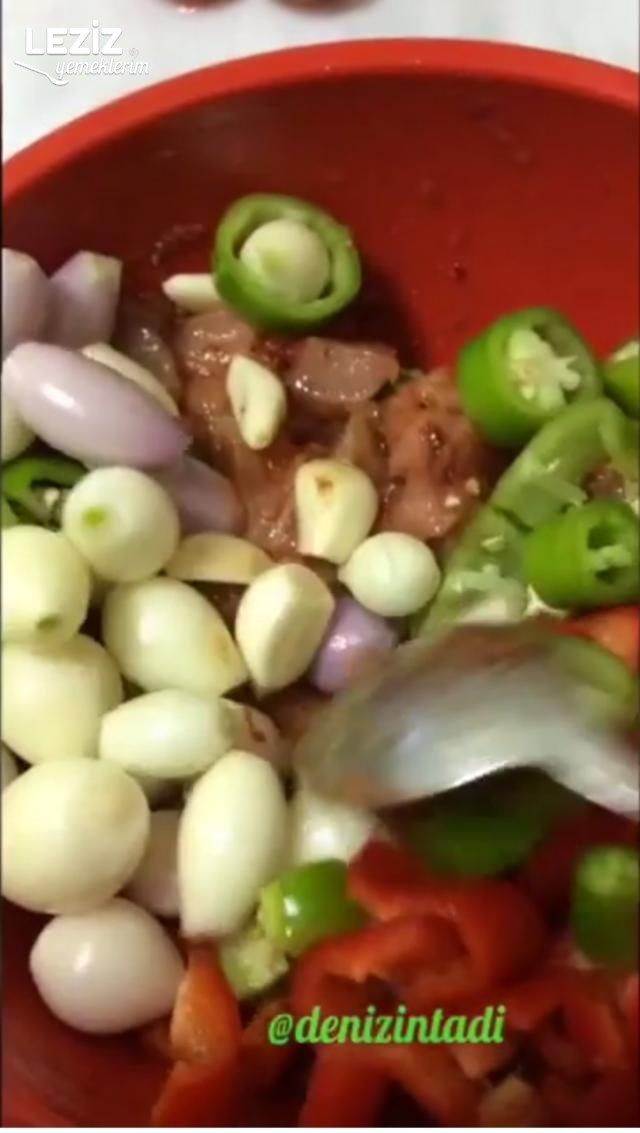 Güveçte Tavuk