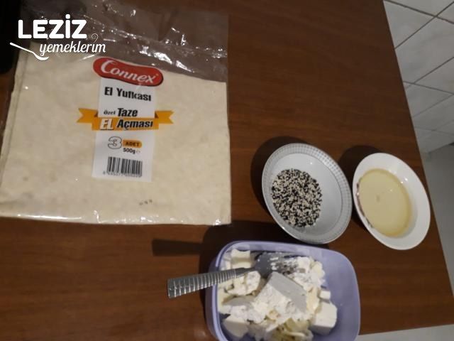 Peynirli Çıtır Muska Böreği