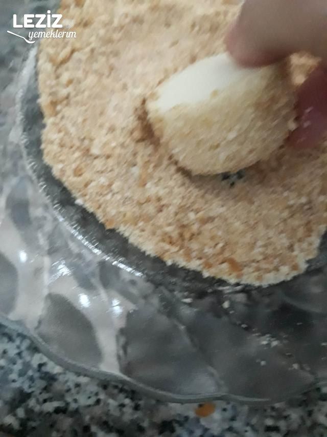Çok Süslü Bardak Tatlısı