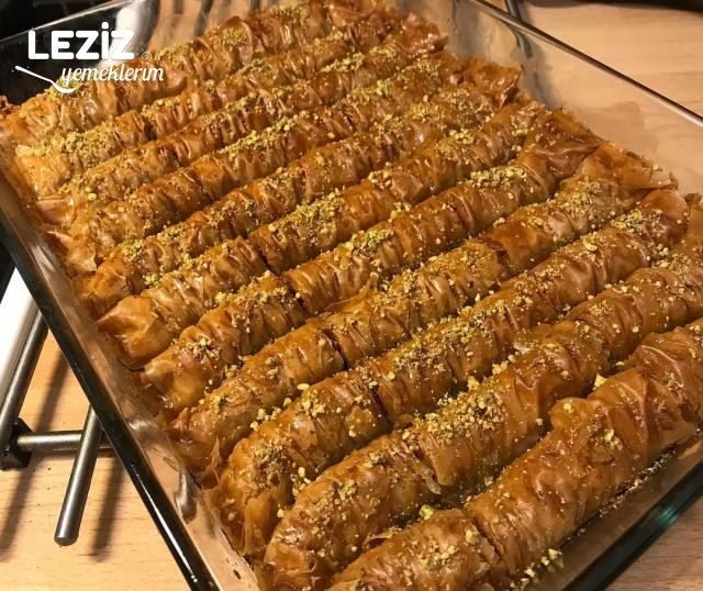 Çıtır Çıtır Fıstıklı Burma Baklava