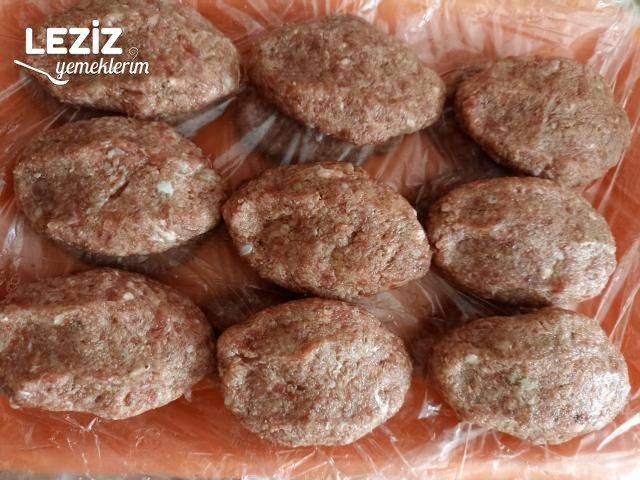 Derin Dondurucuya Köfte Tarifi