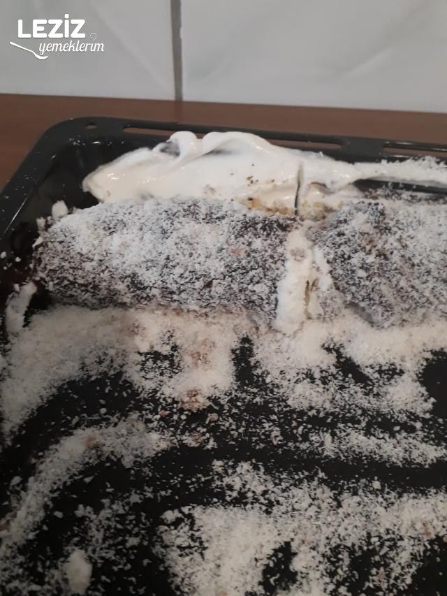 Kakaolu Saray Sarması