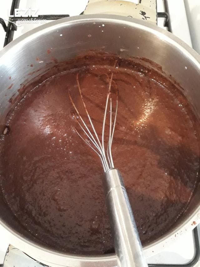 Kakaolu Saray Sarması