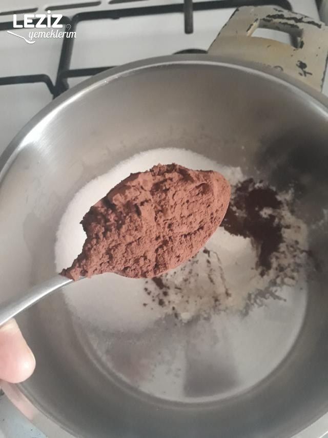 Kakaolu Saray Sarması