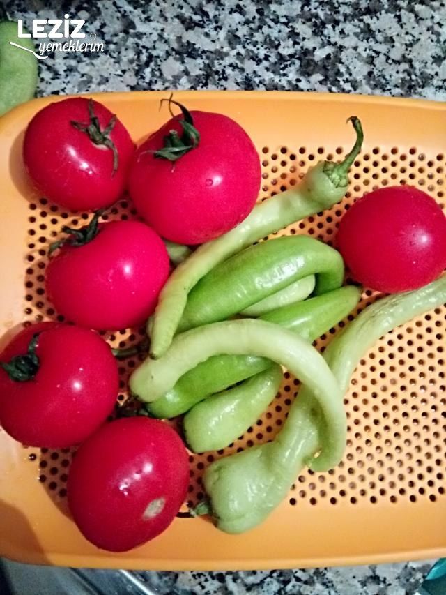 Kıymalı Pide İç Harcı Nasıl Hazırlanır