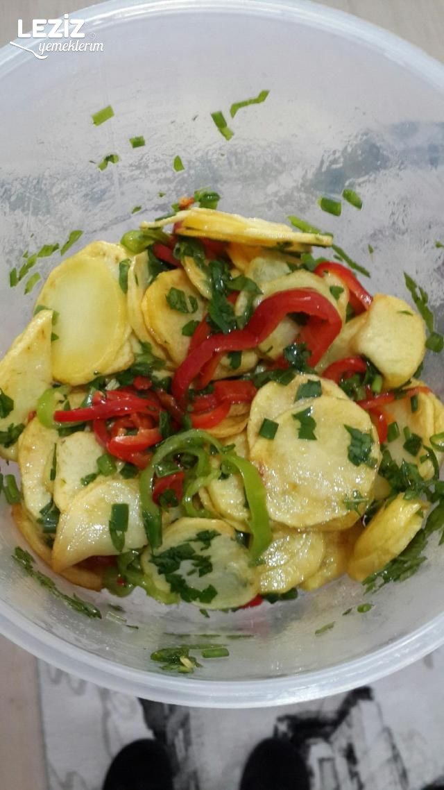 Kızartma Salatası