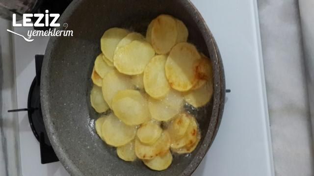 Kızartma Salatası