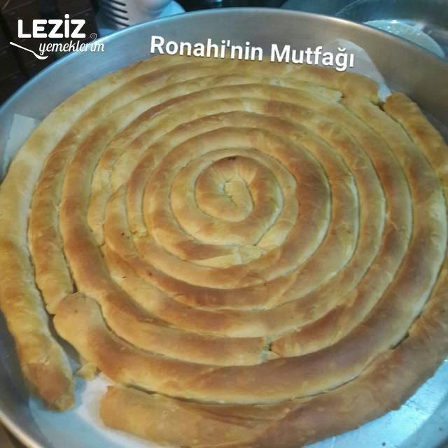 El Açması Patatesli Kol Böreği