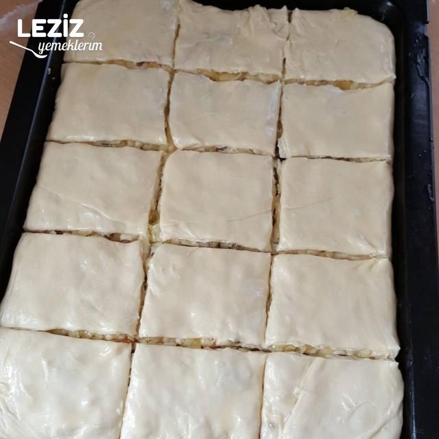 Sodalı Tepsi Böreği
