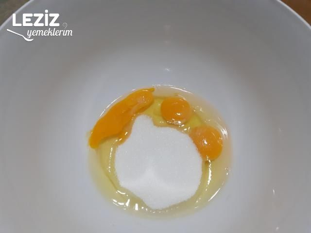 Elmalı Cevizli Tarçınlı Kek Tarifi