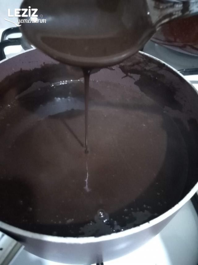 Evde Orijinal Çikolata Sos Tarifi