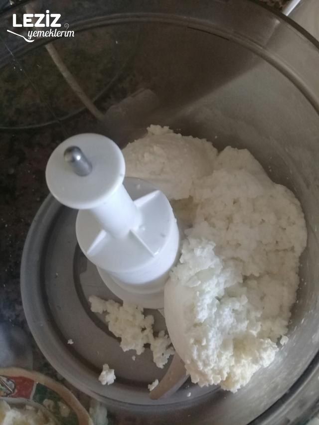 Evde Labne Peynir Yapımı