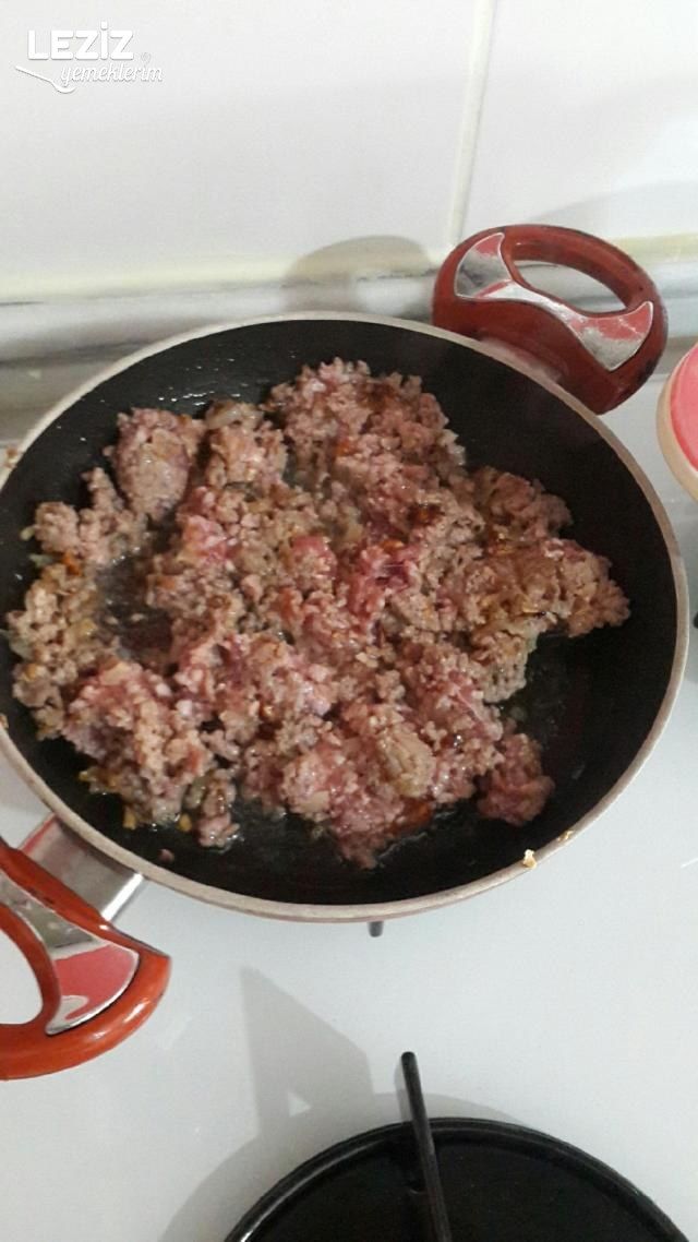 Avcı Böreği Nasıl Yapılır