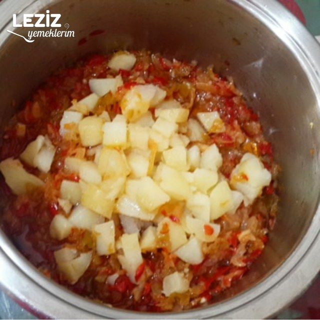 Çok Lezzetli Yumurtalı Patates Kavurması