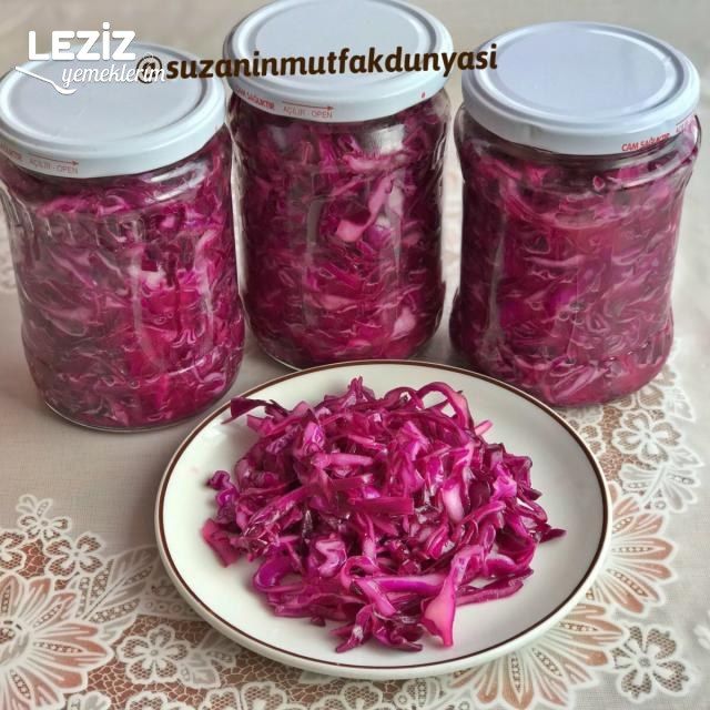 Kırmızı Lahana Turşusu (Hemen Deneyin)