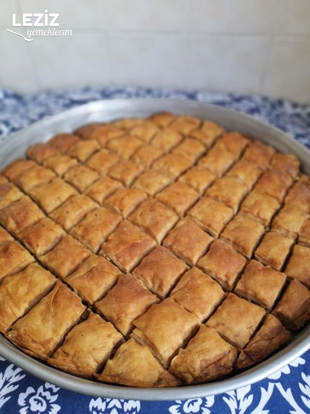Nefis Ev Baklavası ( Çok Pratik) Duble Cevizli