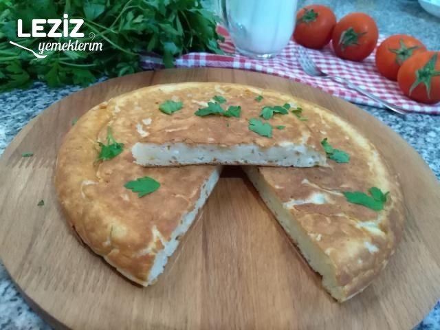 Yufkasız Tava Böreği (Peynirli Yoğurtlu)