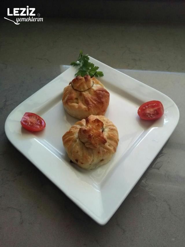 Patatesli Börek (Pratik - Hazır Yufkadan)