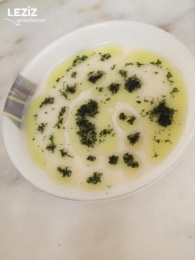 Kuskuslu Yayla Çorbası