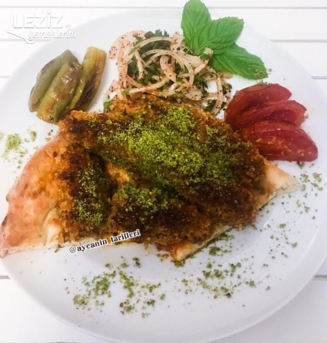 Fıstıklı Simit Kebabı