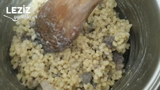 Etli Dövme Pilavı Tarifi