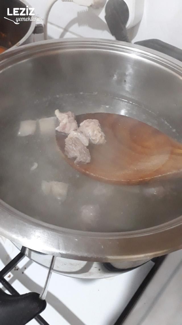 Etli Dövme Pilavı Tarifi