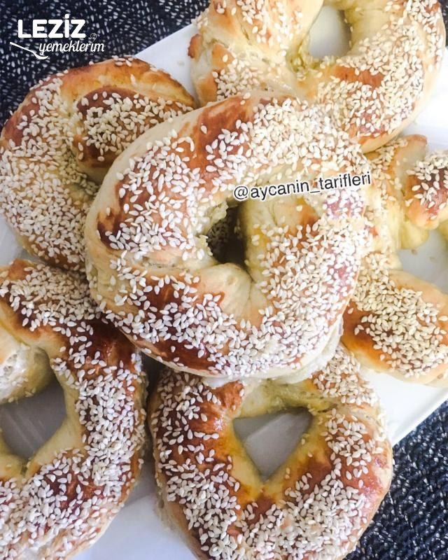 Kaşar Peynirli Açma