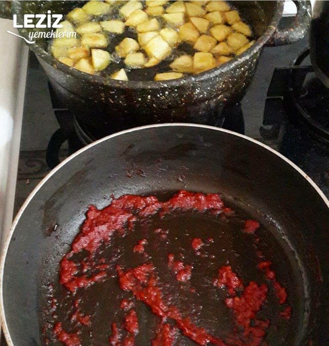 Kahvaltılık Salça Soslu Patates Kızartması