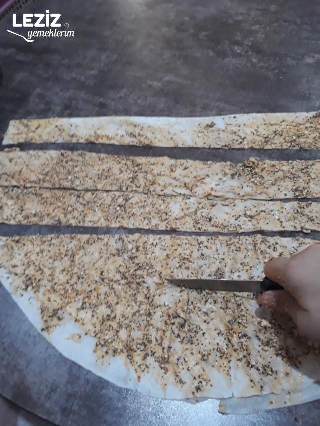 Haşhaşlı Peynirli Cips Tarifi