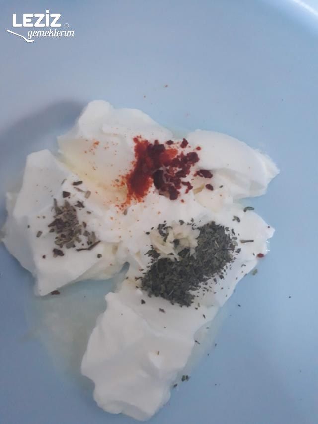 Yoğurtlu Makarna Nasıl Yapılır?