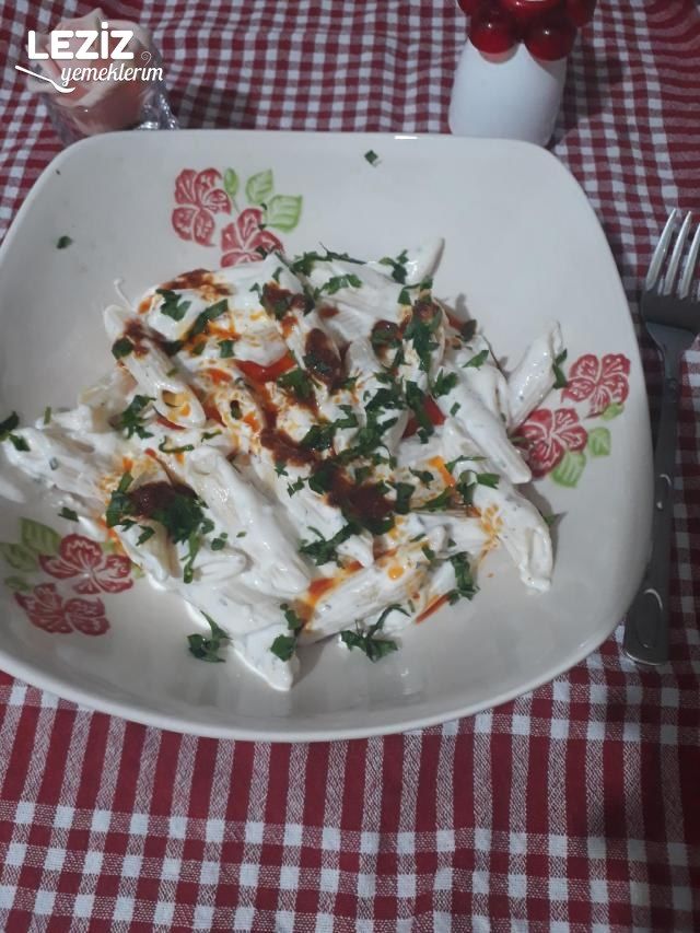 Yoğurtlu Makarna Nasıl Yapılır?